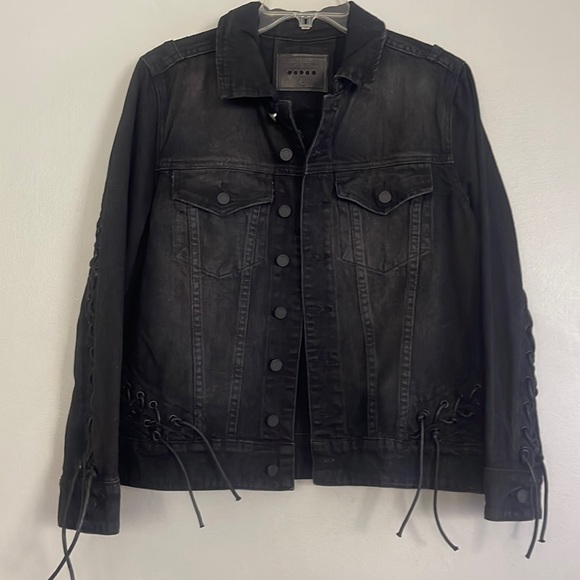 BlankNYC women distressed black jean jacket with lace up sleeves, back & sides - Picture 1 of 13